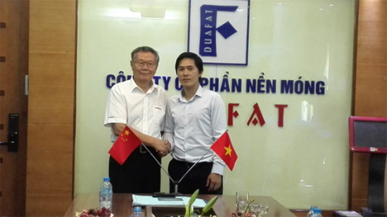 山河智能VS越南奮發(fā)：球賽精彩紛呈，合作天長地久