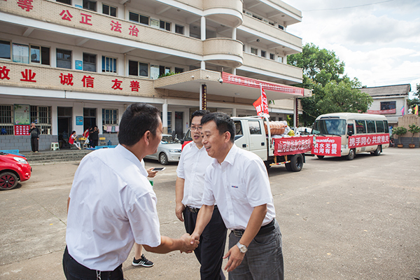 無(wú)人機(jī)裝備馳援抗洪救災(zāi)，守衛(wèi)家園山河在行動(dòng)