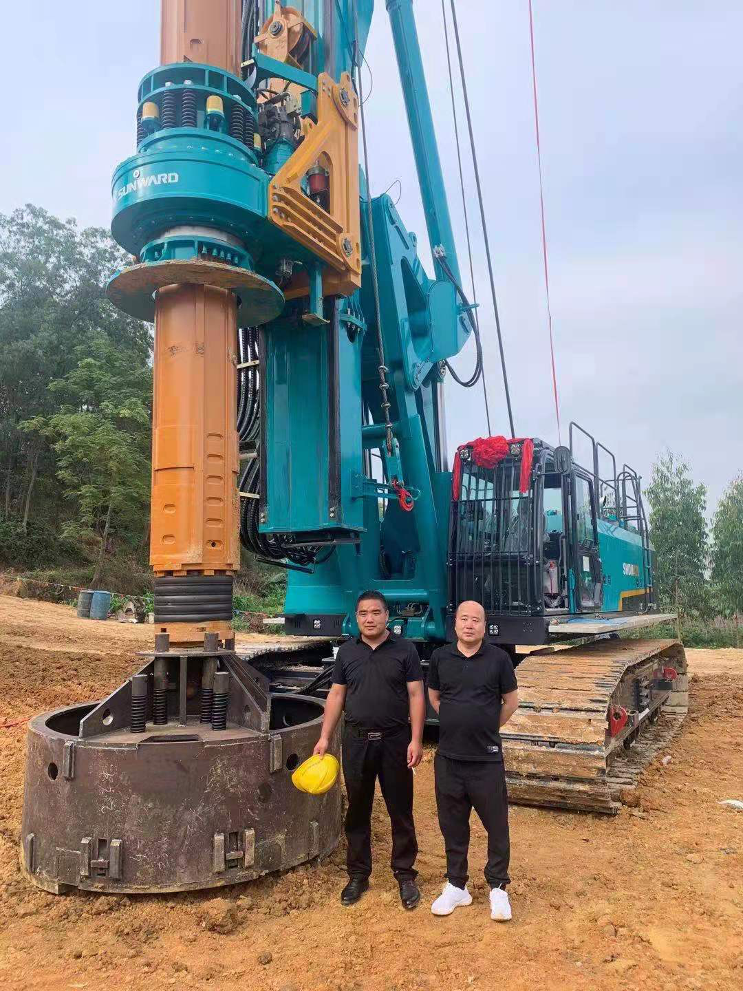 獻(xiàn)力塞上江南！山河智能旋挖鉆機(jī)參建銀昆高速寧夏段 | 百年風(fēng)華筑錦繡山河（4）