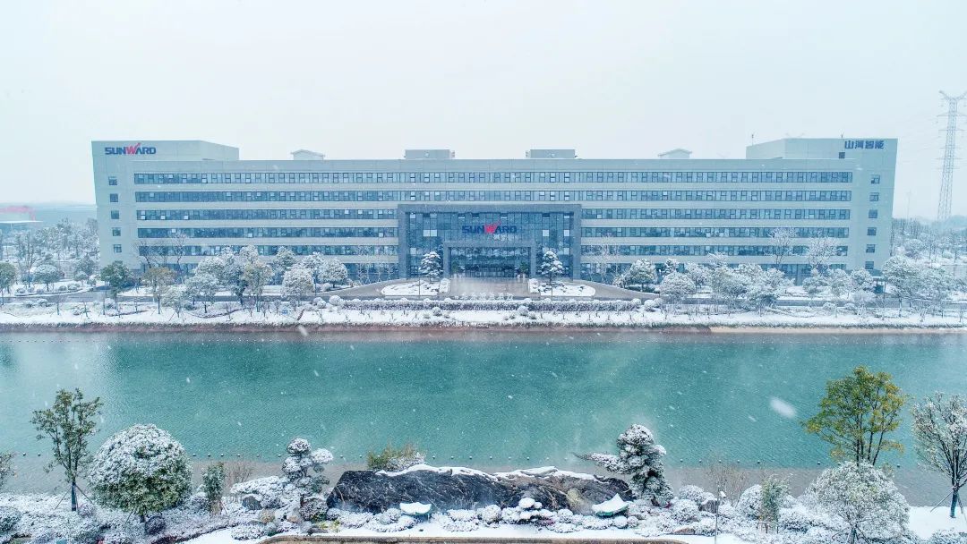 瑞雪兆豐年，邀您共賞雪中山河！